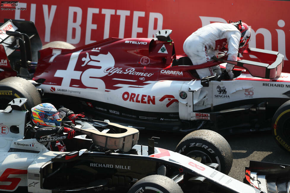 Kimi Räikkönen (3): Im Qualifying schon wieder der letzte Platz, doch im Rennen hat der Finne zumindest seine Qualitäten als 