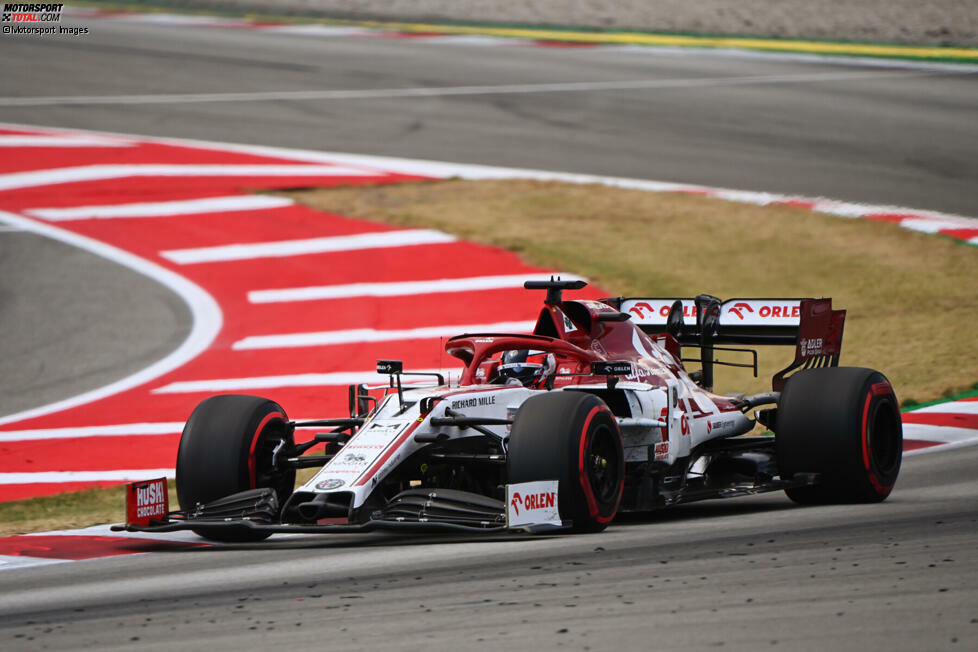 Kimi Räikkönen (2): Im schwachen Alfa Romeo den Sprung in Q2 geschafft und da sogar einen Renault geschlagen, während der Teamkollege den letzten Platz belegte. Im Rennen P14 gehalten und nur wenige Sekunden hinter Ocon im Werks-Renault ins Ziel gekommen. Das bislang stärkste Wochenende 2020 für den Ex-Weltmeister.