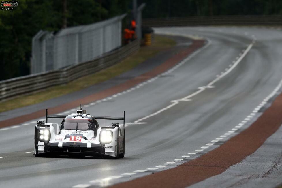 Le Mans 2015: Nico Hülkenberg, Earl Bamber, Nicck Tandy, Gesamsieg. Beginn der Siege des 919 Hybrid.