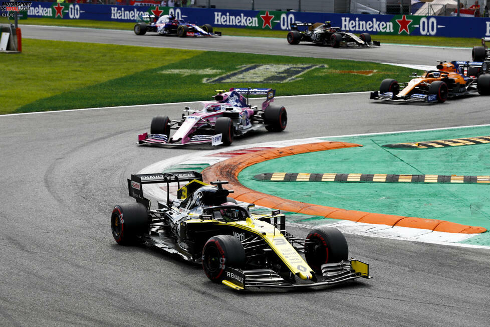 Vom Ziel, die Spitze des Mittelfeldes anzuführen, ist Renault weit entfernt und wird in der Saison von McLaren überrumpelt. Selbst ein Siegfahrer wie Ricciardo kann im R.S.19 keine Wunder vollbringen, seine beste Platzierung: Rang vier in Italien. In der Gesamtwertung beendet er die Saison auf dem neunten Rang.