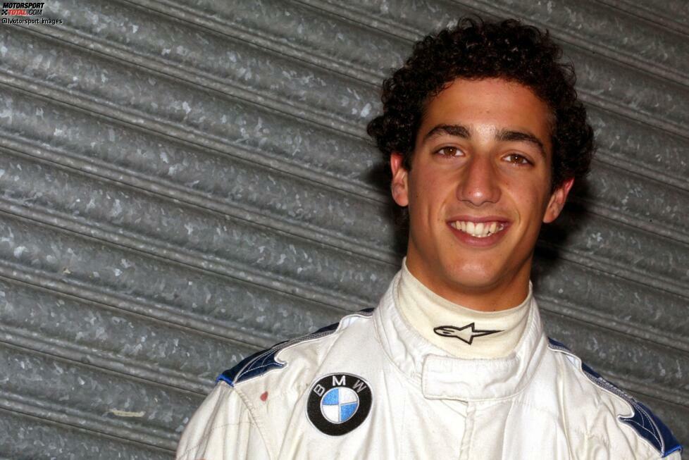 Am 1. Juli 1989 wird Daniel Joseph Ricciardo in Perth, Australien, geboren. Damals ahnte seine Familie noch nicht, welch großen Traum sich der Sonnyboy wenige Jahre später in Europa verwirklichen sollte: Formel-1-Fahrer. Wir blicken zurück auf seine Anfänge und seine bisherige Laufbahn!