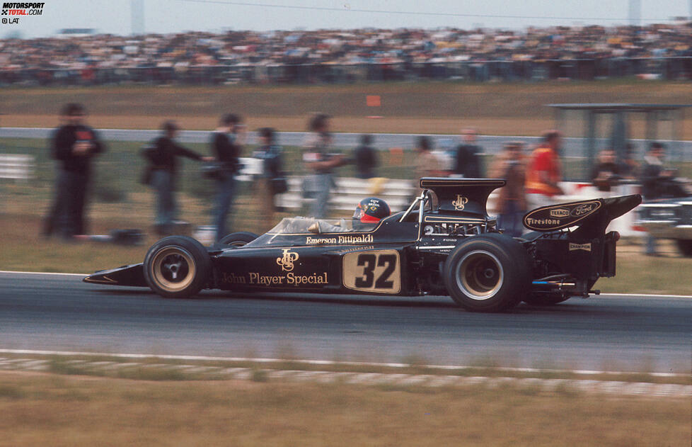 Emerson Fittipaldi zu McLaren (1974): Einen Platz bei Lotus würde damals eigentlich keiner freiwillig aufgeben. Das Team gewinnt zwischen 1970 und 1973 in vier Jahren dreimal die Konstrukteurs- und zweimal die Fahrer-WM. Trotzdem wechselt Fittipaldi für die Saison 1974 als amtierender Vizeweltmeister zu McLaren.