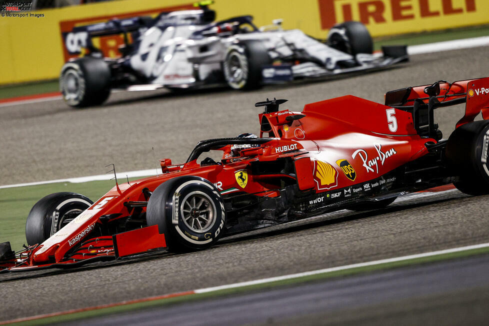Sebastian Vettel (4): Wenn Teamkollege Leclerc den Ferrari im Qualifying auf P4 stellt, dann ist das Aus in Q2 natürlich zu wenig. Auch im Rennen ging es nicht vorwärts, am Ende trotz der chaotischen Umständen die Punkte mit P12 recht klar verpasst. Die gute Nachricht: Nur noch ein Rennen im Ferrari, dann ist es überstanden ...