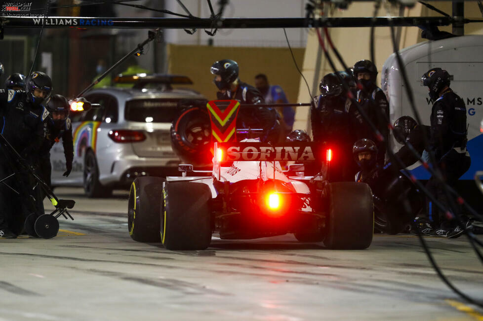 Jack Aitken (4): Starkes Qualifying, in dem der Neuling mit P18 sogar Ex-Weltmeister Räikkönen schlagen konnte. Auch insgesamt hat uns die Vorstellung gut gefallen - bis zu seinem Fehler im Rennen. Hätte für den Rookie sogar eine bessere Note werden können, die war nach dem Crash aber natürlich nicht mehr drin.