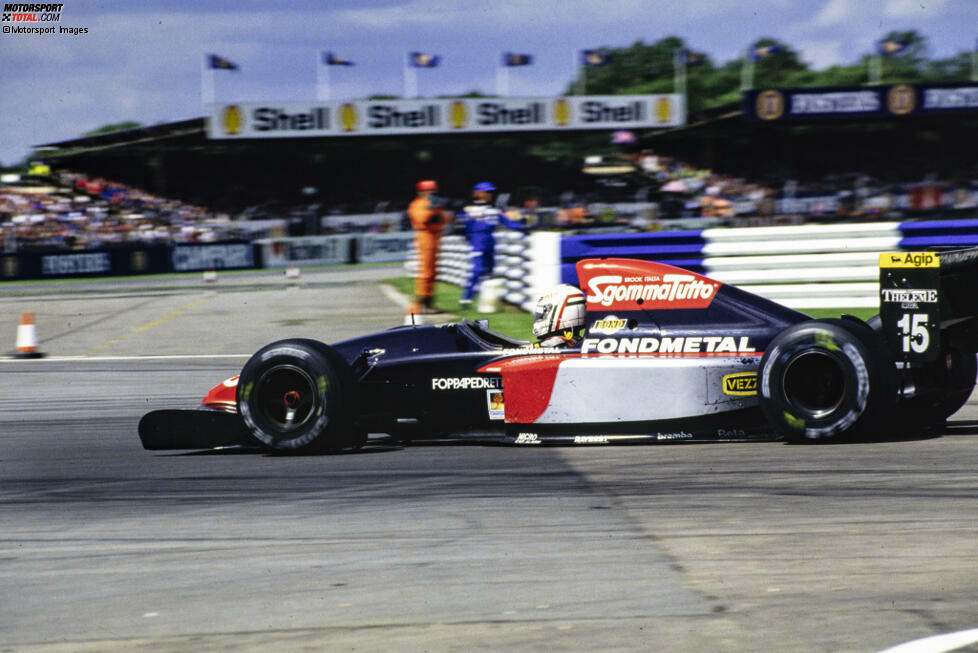 Gabriele Tarquini schafft es 1992 zwar, sich für jedes Rennen zu qualifizieren, allerdings scheidet er dabei mit einer Ausnahme immer aus. Für Andrea Chiesa im zweiten Fahrzeug ist meist in der Qualifikation Schluss. Drei Rennen vor Saisonende gibt das Team aufgrund finanzieller Schwierigkeiten auf.