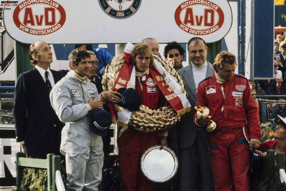 Auch hier triumphiert am Ende der spätere Weltmeister. Ausgerechnet James Hunt, der den Titel am Saisonende mit einem Punkt Vorsprung vor Lauda gewinnt, feiert seinen dritten von später insgesamt sechs Saisonsiegen. An diesen erinnert sich anschließend aber kaum einer. Im Kopf bleiben andere Bilder.