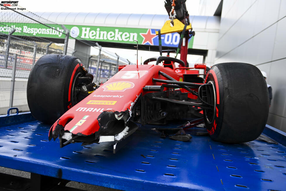 Sebastian Vettel (5): Uns blutet das Herz, aber rein objektiv ist an diesem Wochenende keine andere Note möglich. Nicht nach dem selbstverschuldeten Crash im Qualifying und einem Rennen, das er hinter zwei Kundenautos von Alfa und Haas beendet. Mildernde Umstände bringt eine schlechte Strategie, aber das alleine reicht nicht für eine 4.