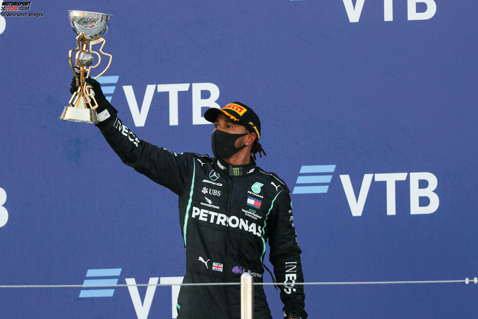 Lewis Hamilton (3): Fahrerisch hätte er natürlich eine bessere Note verdient gehabt. Doch die Strafe müssen wir ihm abziehen, so hat er sich (zusammen mit dem Team) selbst um den Sieg gebracht. Dazu anschließend das permanente Motzen am Funk über die FIA und das eigene Team. Das führt zu nichts und wirkt wenig professionell.
