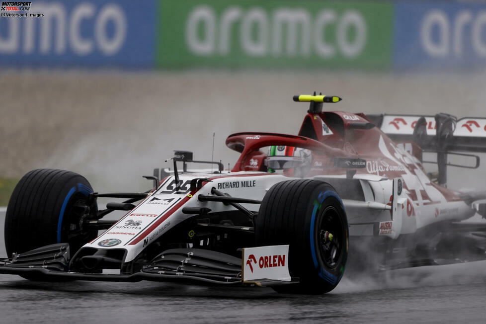 Antonio Giovinazzi (5): Sein Wochenende war mit dem Fehler im Qualifying faktisch gelaufen. Von Startplatz 19 aus ging im Rennen nichts mehr. Doppelt bitter: Die von ihm ausgelöste rote Flagge versaute auch dem Teamkollegen die Runde in Q1. Das Glück aus der Vorwoche (P9) hatte er dieses Mal nicht.