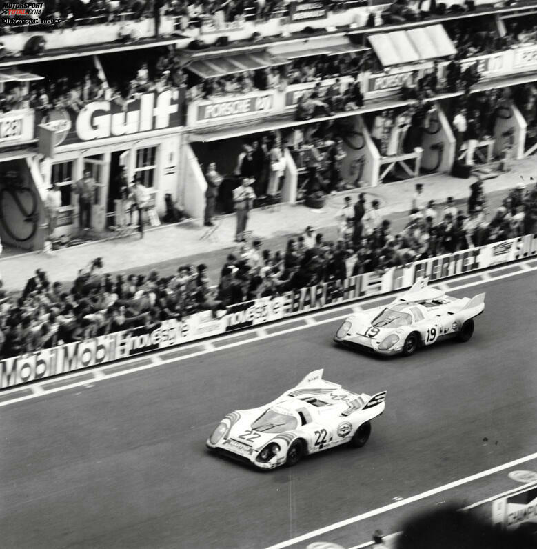 Den Kampf um den Sieg machten zwei andere 917K unter sich aus. Helmut Marko und Gijs van Lennep setzten sich schließlich in ihrem Auto mit der Martini-Lackierung gegen Richard Attwood und Herbert Müller durch, die in Gulf-Farben fuhren.