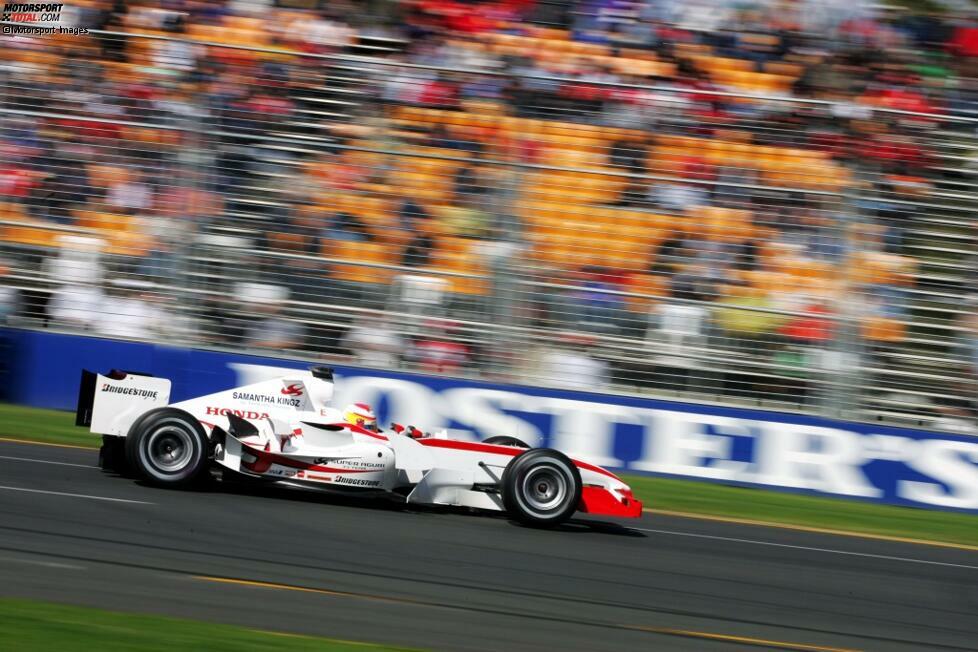 #2 Super Aguri SA05 (2006): Und da ist der versprochene dritte Arrows A23! Weil man den Vorjahres-Honda nicht einsetzen darf, greift das neue Super-Aguri-Team auf das vier Jahre alte (!) Chassis zurück - selbst das Getriebe stammt noch aus der Arrows-Zeit. Mit altem Auto und kurzer Vorbereitung stehen die Vorzeichen sehr ungünstig.