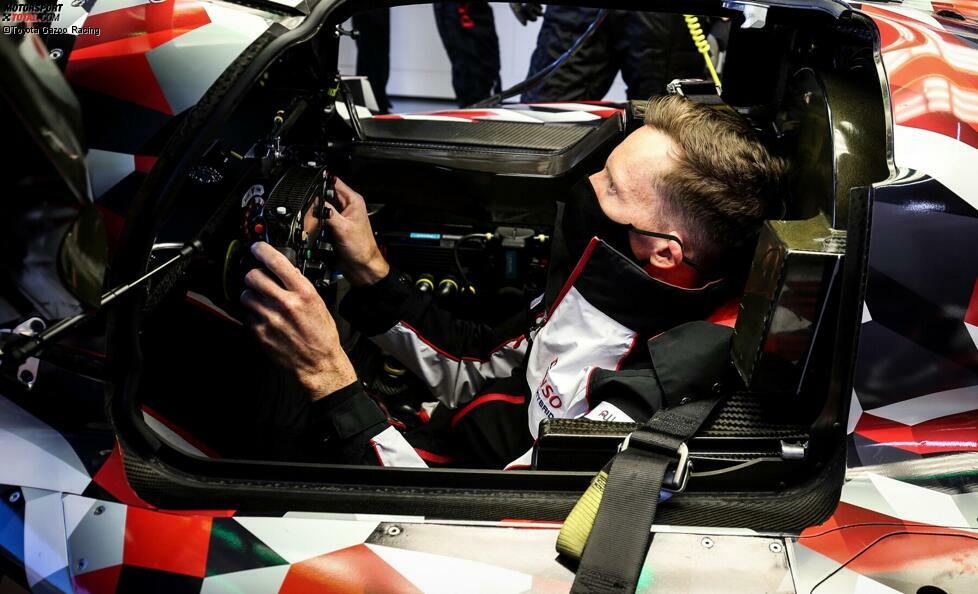 Mike Conway im Hypercar von Toyota für die LMH-Klasse der WEC 2021