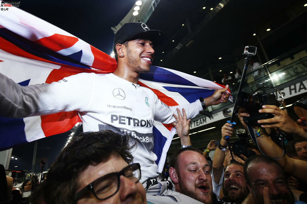 Spannend wurde es dadurch aber nicht. Weil Nico Rosberg schon früh ein Defekt ereilte, spazierte Lewis Hamilton ungefährdet zum ersten Mercedes-Titel. Die Formel 1 ließ die Idee schon im kommenden Jahr wieder fallen, sodass Hamilton der einzige Pilot bleibt, der 50 Punkte in einem Rennen geholt hat.