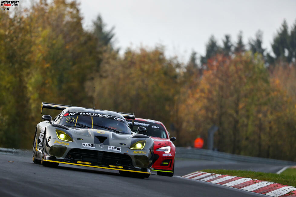 Zakspeed: Nicht für VLN1 genannt. Peter und Philipp Zakowski wollen sich das Hygienekonzept erst einmal von außen ansehen. Spätere Einsätze mit der Chrysler Viper GT3-R im Bereich des Möglichen.