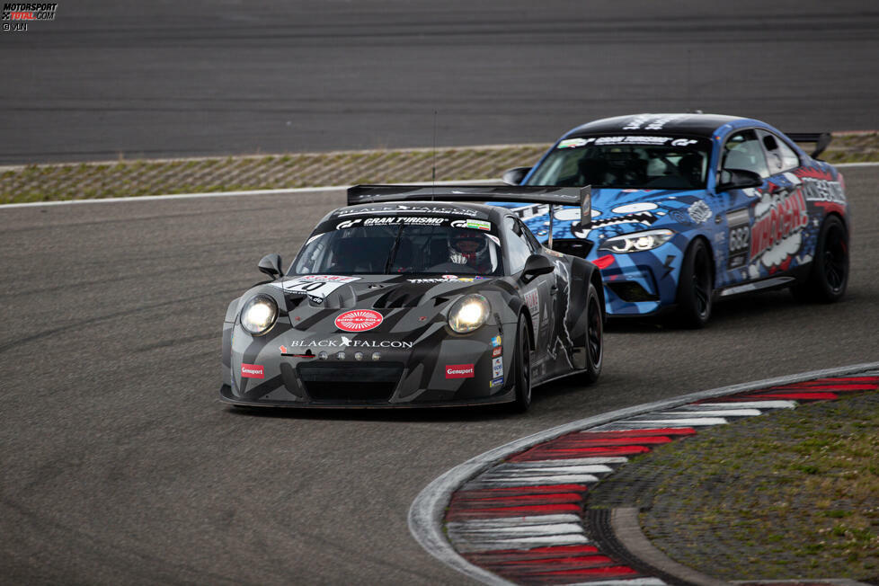 Black Falcon: DABEI! Zweites Rennen für den Porsche 911 GT3 Cup MR in der SP-Pro. Gleiche Fahrer wie bei VLN1. #350 Marek Böckmann/Tobias Müller/Carlos Rivas