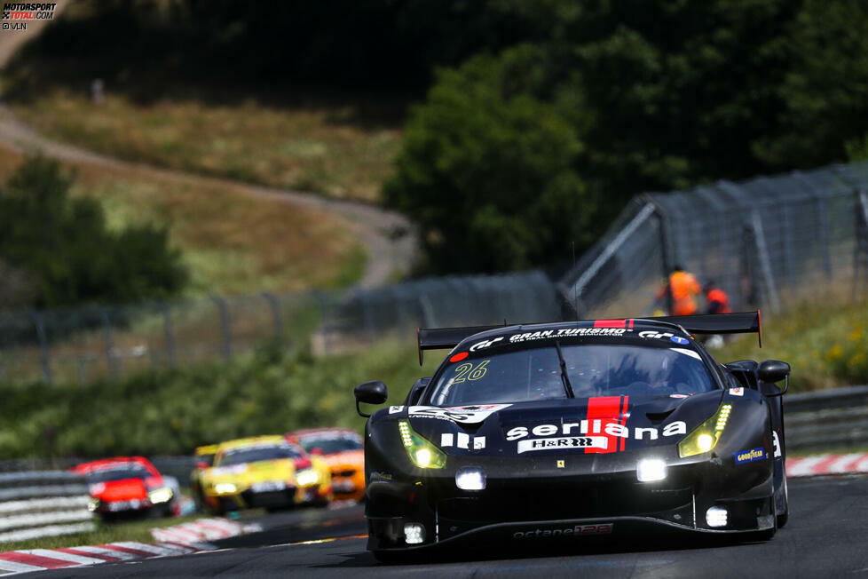 octane126: Nach der Riesenenttäuschung der verlorenen Berufung wird hier einiges an Frust mitfahren. Simon Trummer und Jonathan Hirschi steuern in Le Castellet LMP2-Prototypen, somit gibt es viel Fahrzeit für die beiden übrigen Piloten. #26 Björn Grossmann/Luca Ludwig