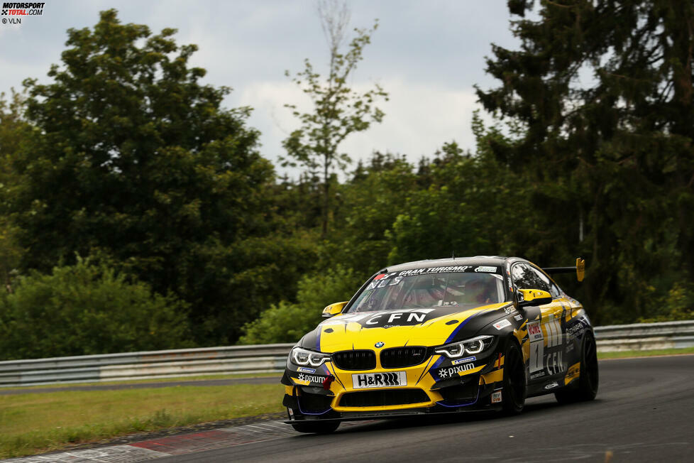 SP10: Yannick Fübrich/David Griessner/Florian Naumann (BMW M4 GT4, Adrenalin Motorsport) - 44,22 Punkte