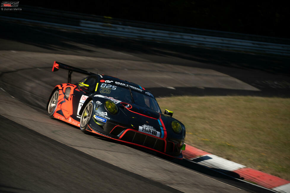 SP9 Pro-Am: Marco Holzer/Patrick Kolb/Lorenzo Rocco di Torrepadula (Porsche 911 GT3 R, Huber Motorsport) - 26,25 Punkte