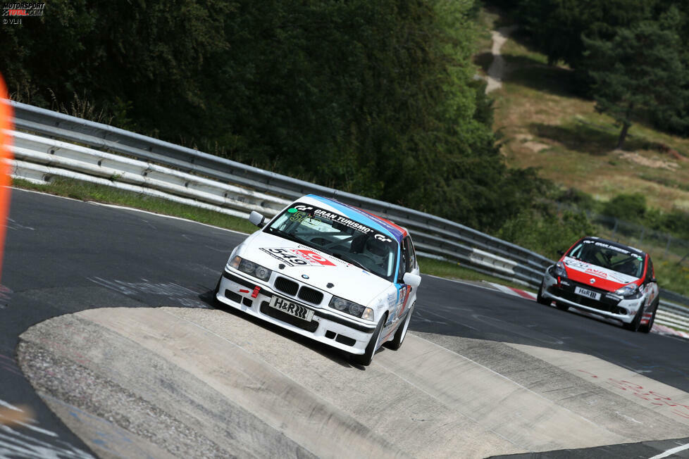 V2: Manfred Schmitz/Reiner Thomas (BMW 318iS) - 10,00 Punkte