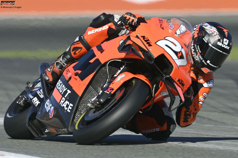 Iker Lecuona (Tech-3-KTM), der ebenfalls seinen MotoGP-Abschied gibt, erreicht das Ziel auf P15. Sein Rückstand auf den Sieger beträgt 19,233 Sekunden.