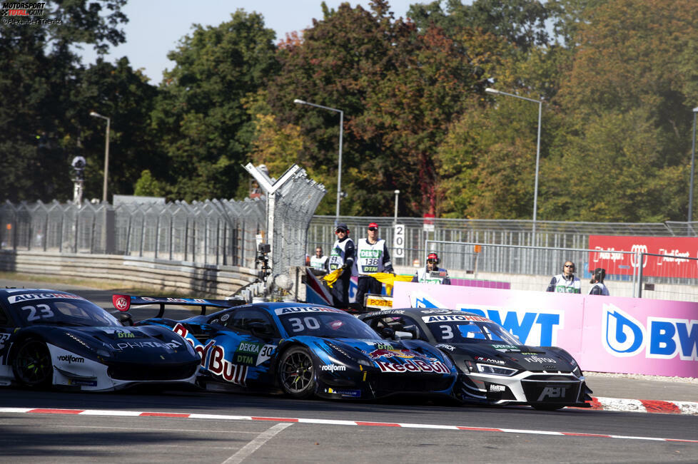 ... Anprall wird die Lenkung des 488 GT3 Evo verbogen. Van der Lindes Abt-Audi bleibt heil und der 25-Jährige kann das Rennen auf Platz zwei fortsetzen. Lawsons Ferrari ...