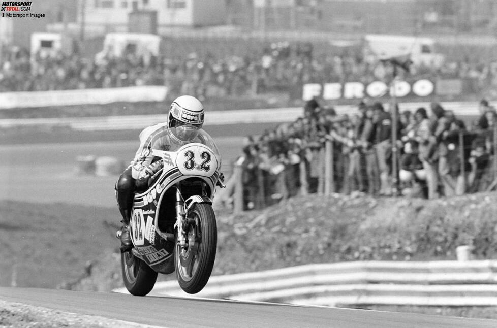 7x: Steve Baker tritt nur zwei Saisons in der 500er-Klasse an: 1977 mit Yamaha und 1978 mit Suzuki. Trotzdem gelingen dem US-Amerikaner sieben Podestplätze. 1977 wird er mit Yamaha sogar Vizeweltmeister.