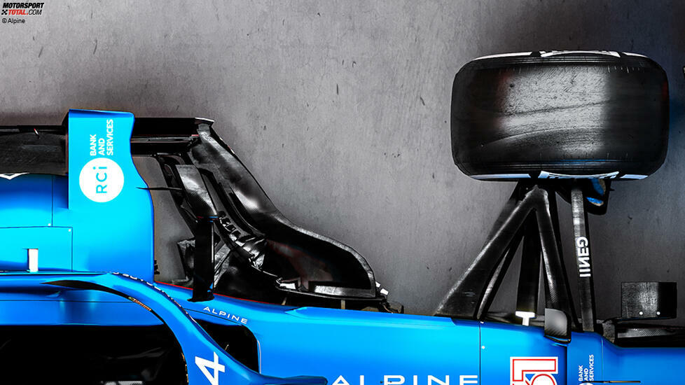 Bei den seitlichen Windabweisern hat Alpine das Design im Detail verfeinert - wie die meisten Teams, die bisher ihre Neuwagen gezeigt haben.