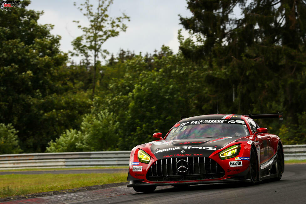 Mercedes-AMG (Mercedes-AMG GT3): Die Bekanntgabe der Mercedes-Performanceschmiede, 2021 Kundenteams zu unterstützen, war für die DTM lebensnotwendig. Anfangs war man skeptisch, doch Ende 2020 kam ein entscheidender Impuls aus dem Marketing, die ...