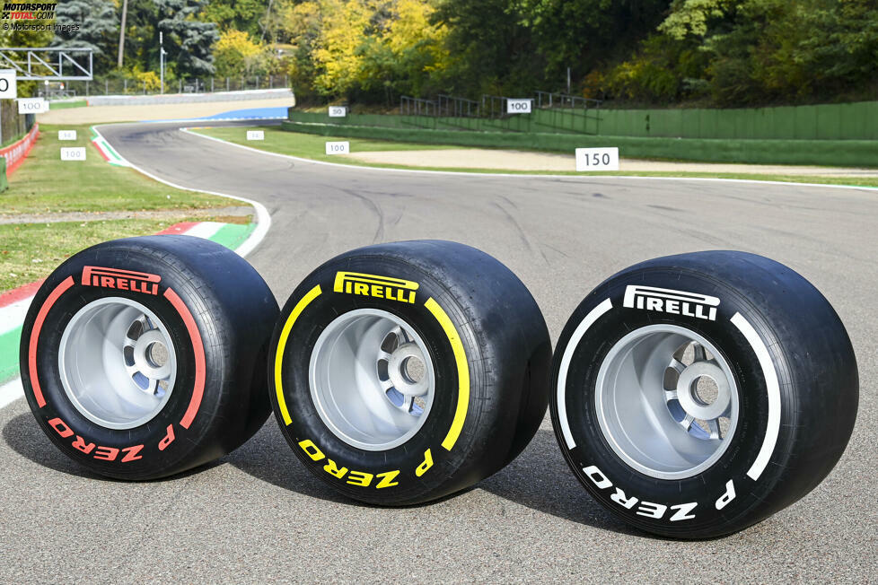 Standardisierte Reifenzuteilung: Alle Fahrer bekommen die gleichen Sätze Reifen für ein Wochenende zugeteilt - zweimal Hard, dreimal Medium, achtmal Soft. Welche Mischungen für ein Rennen genutzt werden, muss Pirelli den Teams jedoch nun erst zwei Wochen vor dem Event sagen, nicht mehr neun Wochen im Voraus.