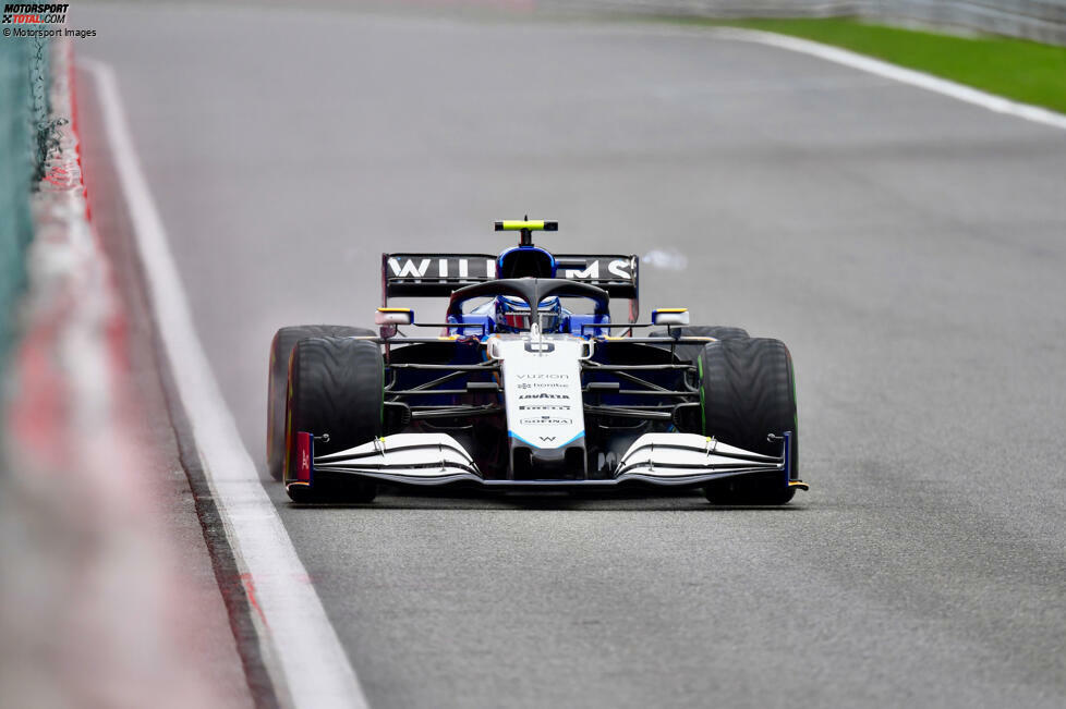 Williams entschied sich im Vergleich zu einigen seiner Konkurrenten für einen Heckflügel für relativ viel Abtrieb, was für eine bessere Performance in Sektor 2 sorgte, die Fahrer aber auf den Geraden hätte verwundbar machen können, wenn das Rennen am Sonntag begonnen hätte.