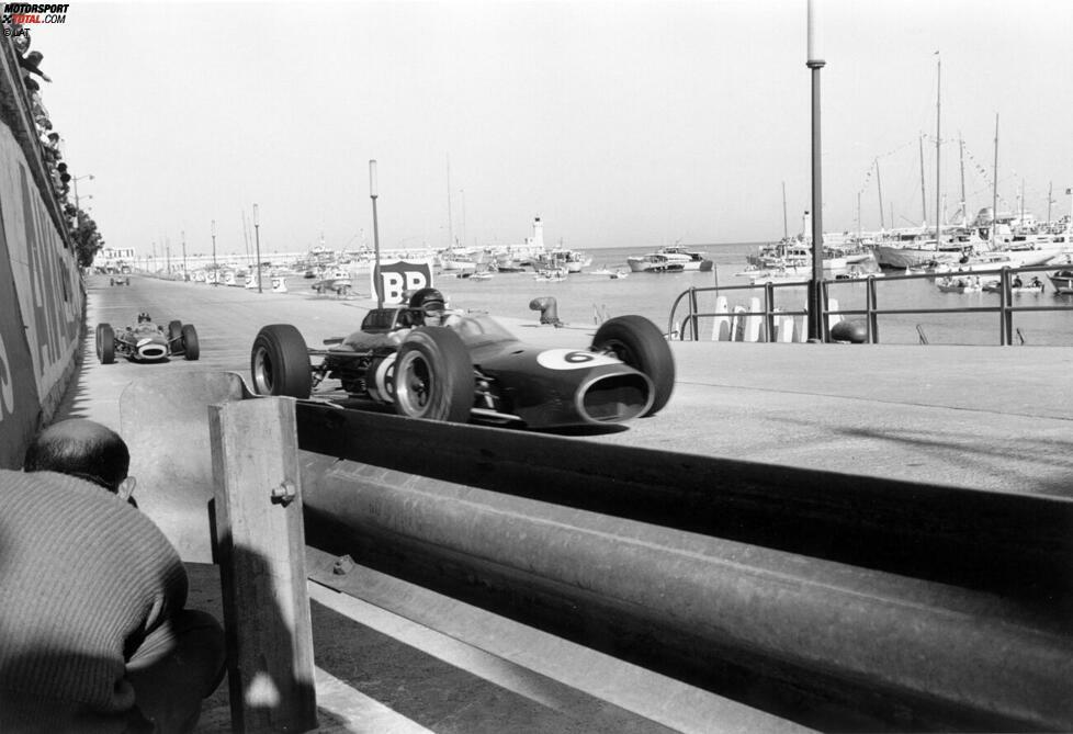 7. Dan Gurney: Dank seines guten Einstands bei Ferrari 1959 hat sich der Amerikaner in der Formel 1 bereits einen guten Ruf aufgebaut, als er 1962 erstmals am Indy 500 teilnimmt. Allerdings fährt Gurney stets lediglich vereinzelte Rennen, was der Terminkalender in der Formel 1 damals zulässt.