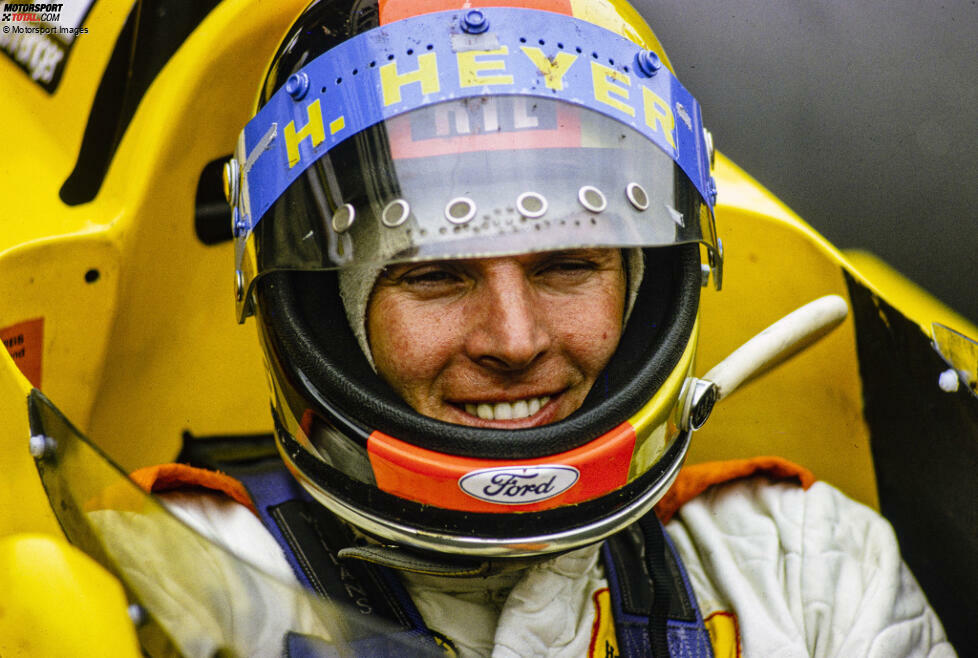 Die kurioseste Geschichte gehört aber sicherlich zu Hans Heyer, der 1977 auf dem Hockenheimring sein Formel-1-Debüt geben möchte. Für das Rennen qualifiziert sich der Mönchengladbacher nicht, weil er mit viereinhalb Sekunden Rückstand nur 27. wird. Aufnehmen wird er den Grand Prix aber trotzdem.