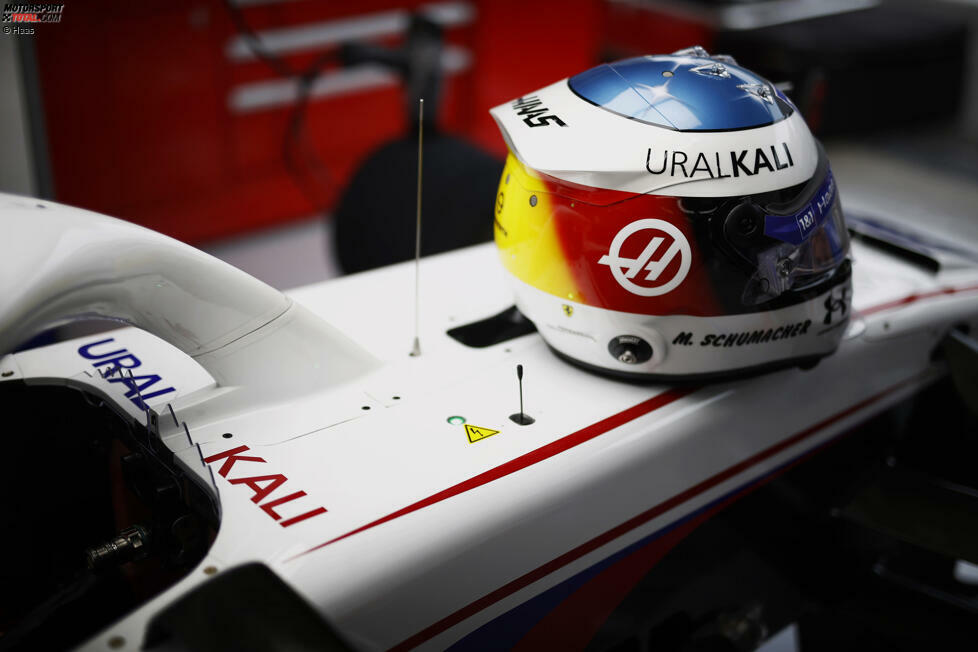 Mick Schumacher hat bereits mehrfach ältere Formel-1-Autos seines Vaters gefahren und ...