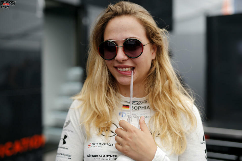 Sophia Flörsch: Ihr Ziel ist weiterhin die Formel 1. Sie ist die Vierte im Bunde, die im Vorjahr in der Formel 3 unterwegs war. Allerdings gelangen ihr mit Campos ebenfalls keine Spitzenergebnisse, sodass das Formel-1-Cockpit nicht nähergerückt ist.