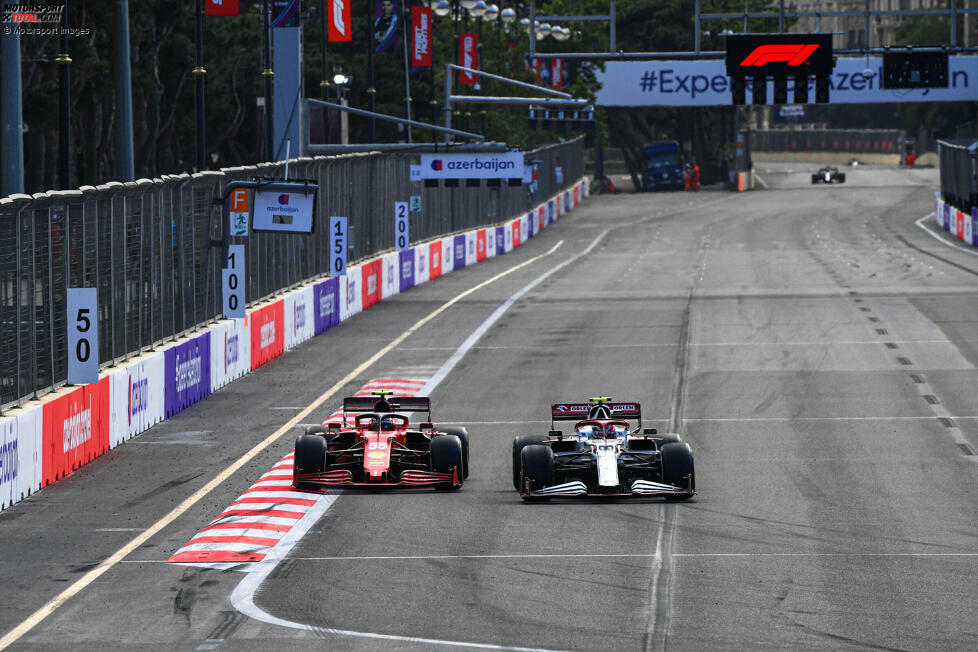 Carlos Sainz (4): Ein Dreher im Qualifying, ein Fahrfehler im Rennen und insgesamt nicht auf dem gleichen Niveau wie Charles Leclerc, der die Poleposition erzielte und P4 im Ziel holte. Keine überzeugende Vorstellung von Sainz für Ferrari. Da war mehr drin.