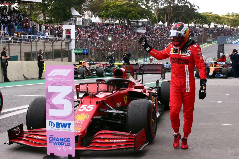 Carlos Sainz (2): War der schnellere Ferrari-Fahrer bis zum Grand Prix. Profitierte im Sprint von den Soft-Reifen am Start und holte etwas überraschend P3. Im Rennen fiel er hinter Leclerc zurück, holte als Sechster aber gute Punkte. Sehr ordentliches Wochenende insgesamt.