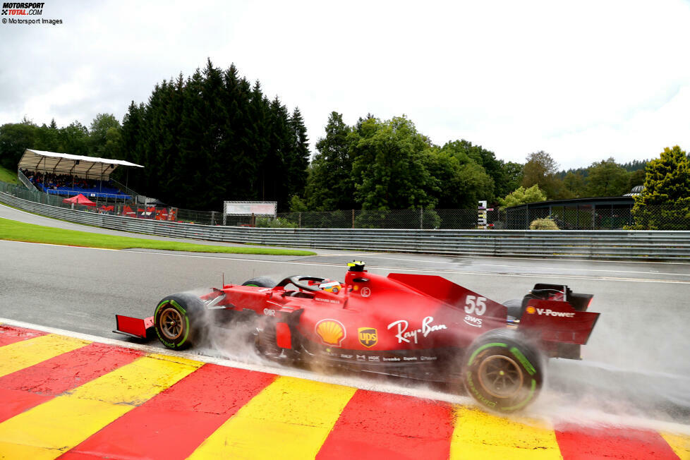 Carlos Sainz (3): Langsamer als Leclerc, unspektakulär unterwegs, aber eben fehlerfrei. Deshalb bekam Sainz von uns die bessere Note der beiden Ferrari-Fahrer, auch wenn er hinten lag.