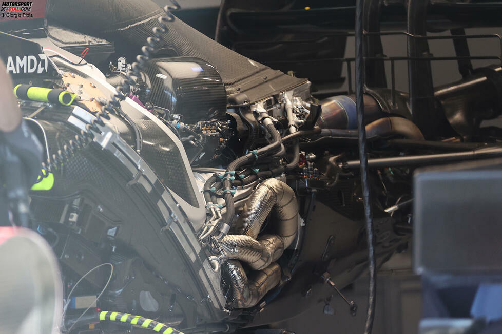 Mercedes W12: Antriebsinstallation