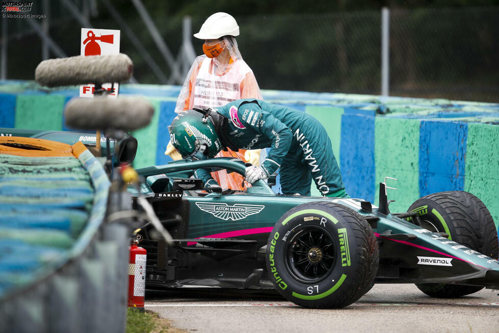 Und auch Lance Stroll scheidet aus, der aus seinem eigentlich guten Start kein Kapital schlagen kann. Damit hat der Startcrash insgesamt fünf Opfer gefordert. Das Rennen wird zunächst unterbrochen.