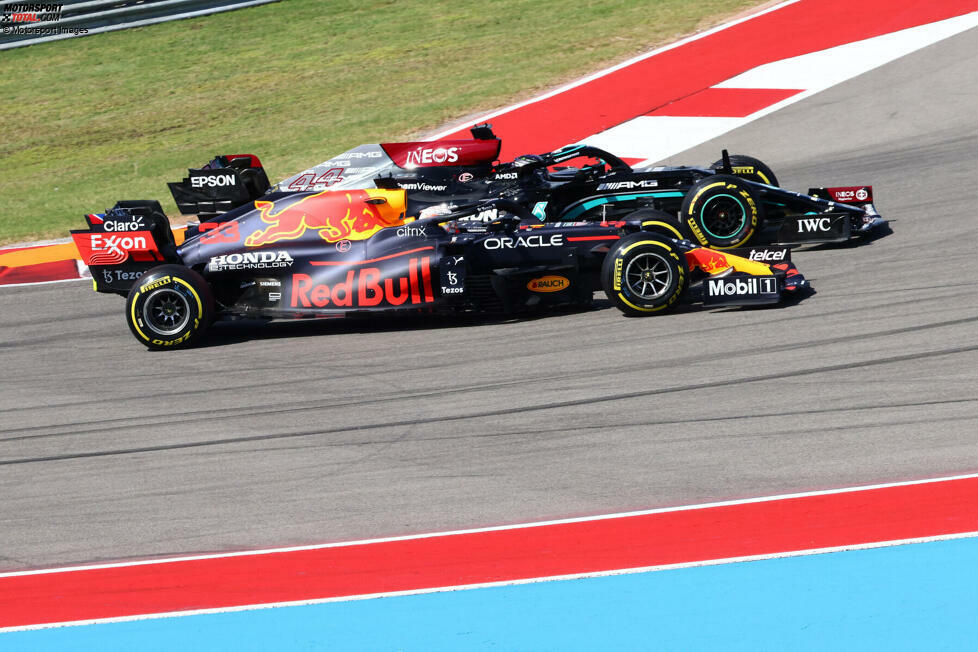 Austin: Wieder eine Mercedes-Strecke, eigentlich. Doch ab dem Qualifying ist Red Bull vorne: Verstappen holt die Pole, wehrt im Rennen alle Mercedes-Angriffe ab und siegt hauchdünn vor Hamilton, der sich den Bonuspunkt schnappt. Verstappen baut seine WM-Führung aus: 275,5:287,5 Punkte.