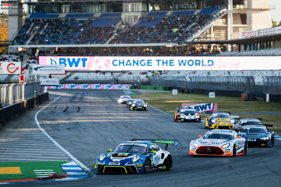 14 Fahrzeuge führten in der Saison für mindestens eine Runde ein Rennen der Deutschen GT-Meisterschaft an. Mit insgesamt 104 Führungsrunden liegt hier der Audi #29 von Feller und Mies an der Spitze. Das entspricht knapp 20 Prozent der insgesamt 553 gefahrenen Runden.