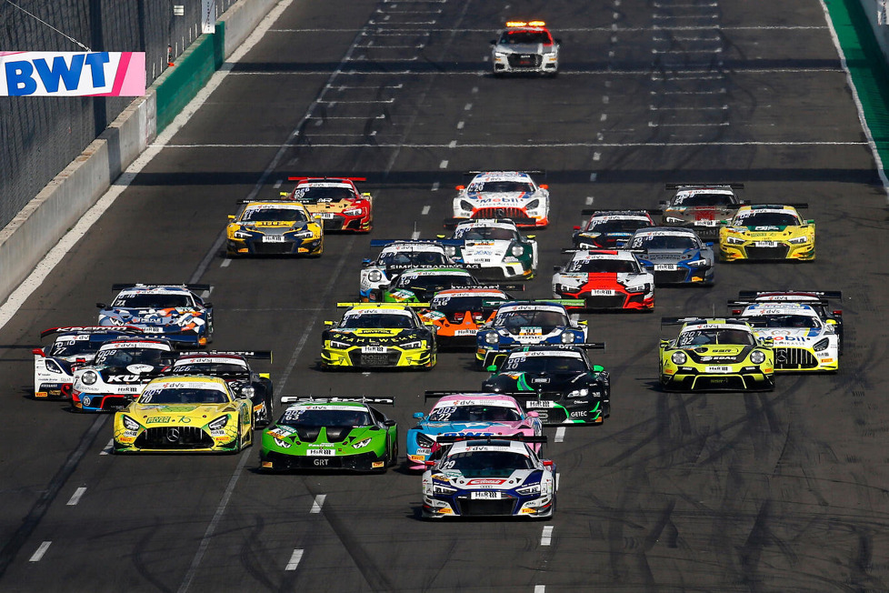 Die 15. Saison des ADAC GT Masters war nicht nur eine der dramatischsten der Serienhistorie, sie lieferte auch spannende Fakten und Zahlen