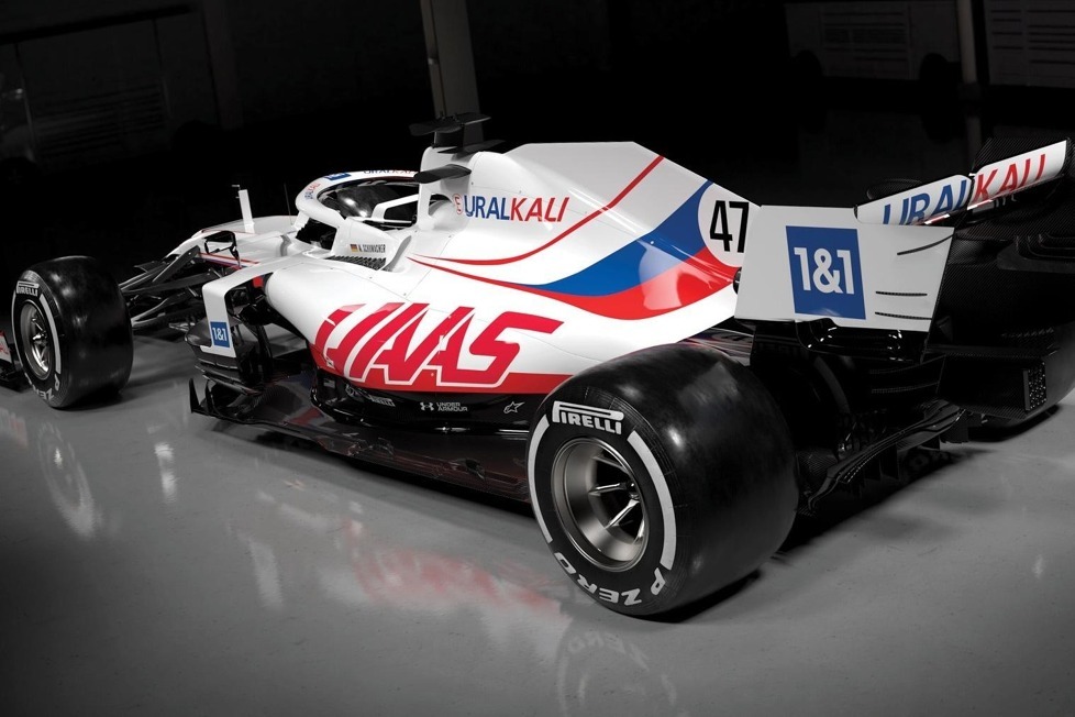 Hier sind die ersten Bilder des Farbdesigns für den Haas VF-21, den das US-Team in der Formel-1-Saison 2021 für Mick Schumacher und Nikita Masepin einsetzt!