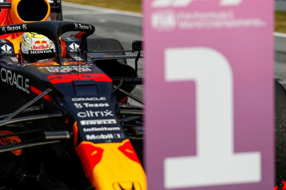 Red-Bull-Pilot Max Verstappen ist am Ziel: Der Niederländer gewinnt beim Finale in Abu Dhabi die Formel-1-WM 2021 - Sein Jahr in Rekorden, Statistiken und Zahlen
