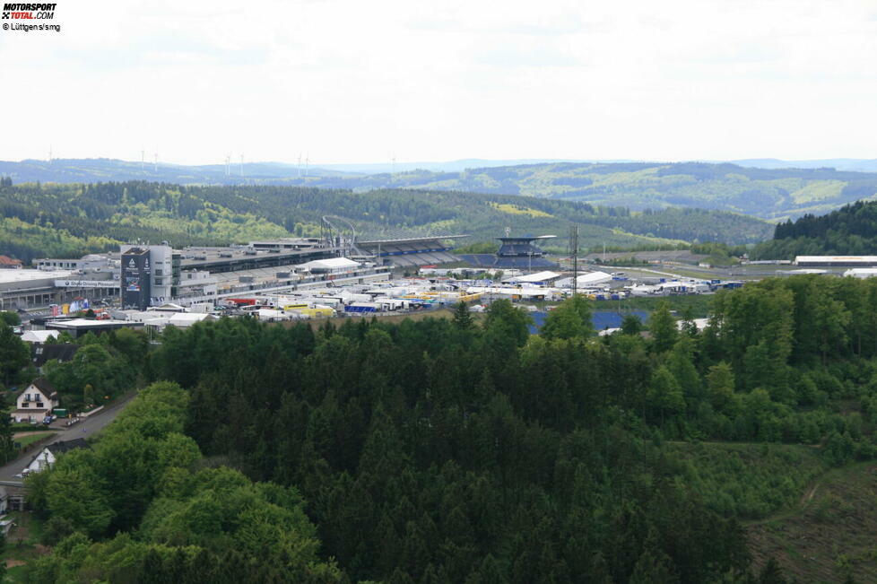 Der Nürburgring steht seit 2012 im Zentrum einer juristischen Auseinandersetzung. Bis heute ist nicht endgültig geklärt, wem die Strecke gehören darf. Es ist ein wirtschaftliches und politisches Desaster. Eine Übersicht, was passiert ist.