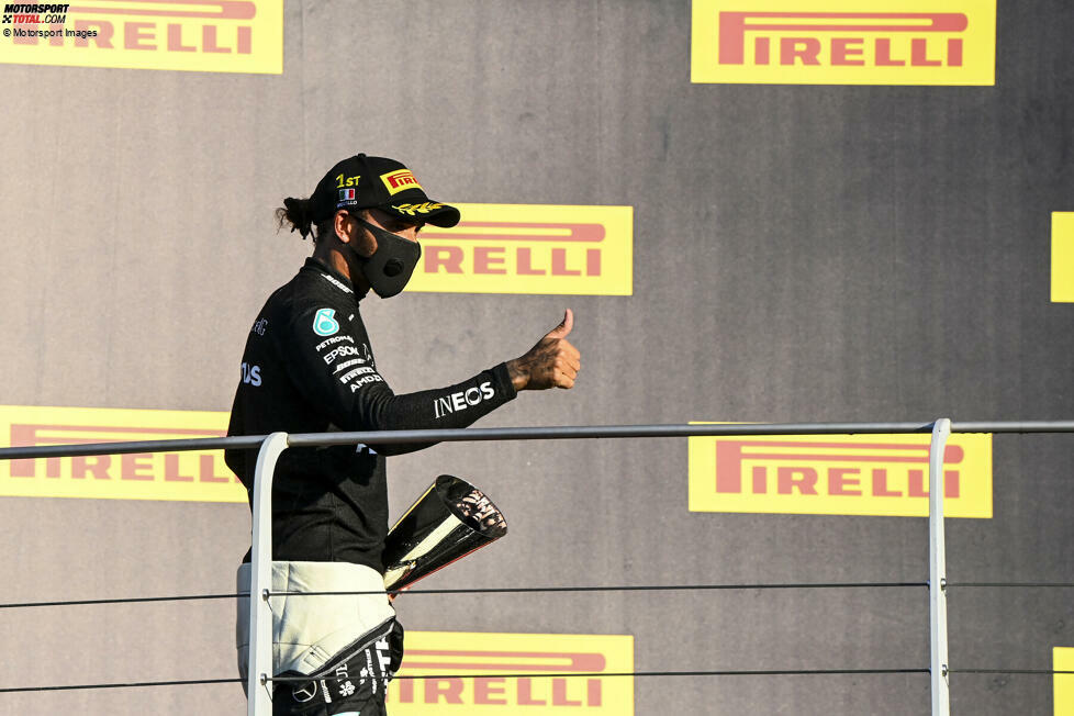 Podestplätze auf unterschiedlichen Strecken (Lewis Hamilton - 32): Der Coronakalender machte es möglich. Den alten Rekord hielt Kimi Räikkönen mit Podestplätzen auf 30 verschiedenen Strecken. 2020 konnte Hamilton dank der neuen Strecken in Mugello, Portimao und Imola vorbeiziehen.