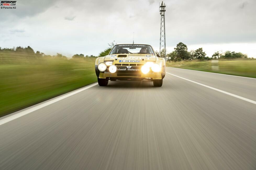 Der Porsche 924 Carrera GTS Rallye unterwegs auf den Straßen rund um Stuttgart