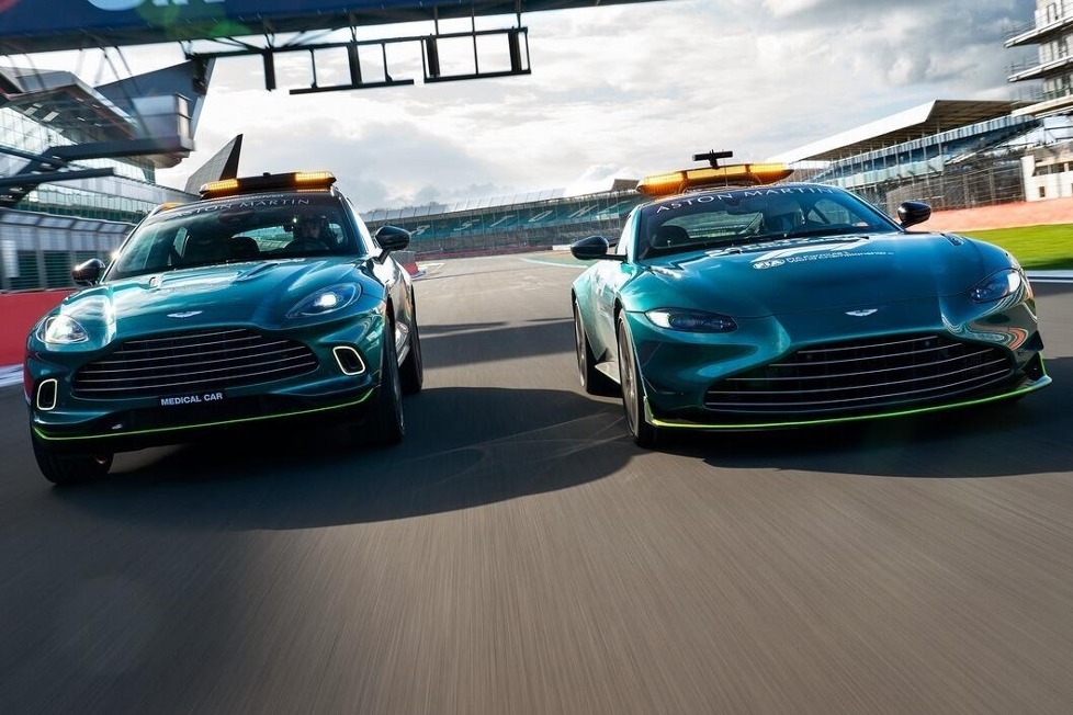 Die neuen Safety- und Medical Cars kommen in der Formel-1-Saison 2021 von Aston Martin und Mercedes und werden rot und grün!