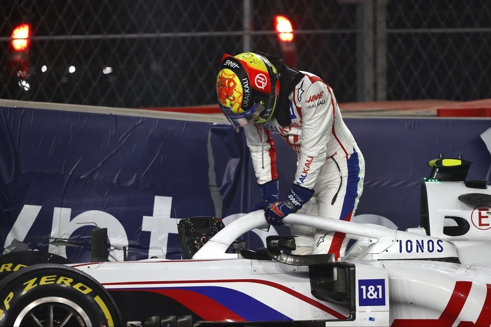 Die Redaktion hat bei der chaotischen Formel-1-Premiere in Saudi-Arabien keine 1 vergeben - Auch die Topfahrer werden für ihre Fehler am Wochenende bestraft