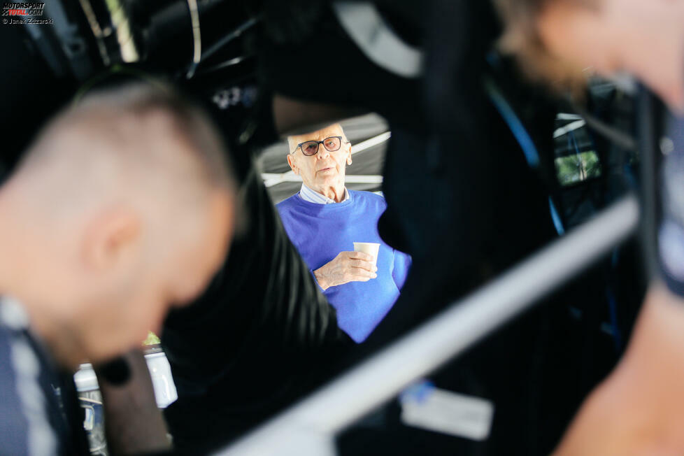 Der Pole wird sich mit 91 Jahren ans Steuer eines Ford Fiesta R3 klemmen, um die Safari-Rallye zu bestreiten!